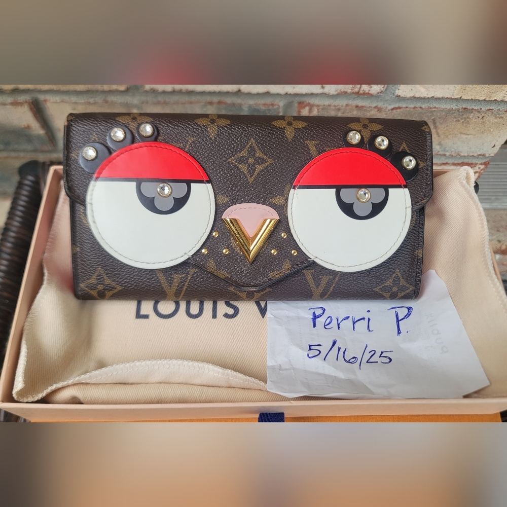 Louis Vuitton Limited Sarah Owl Wallet